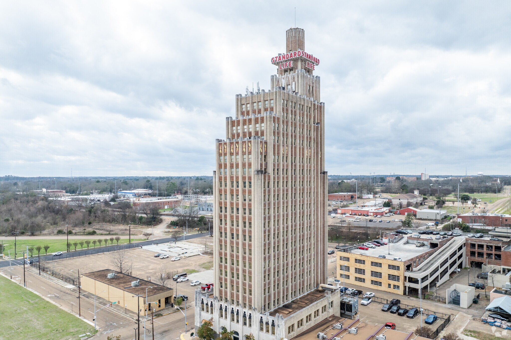 127 S Roach St, Jackson, MS à louer Photo principale– Image 1 sur 8