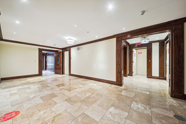 3448 Rue Stanley, Montréal, QC à vendre - Photo intérieure – Image 3 sur 8