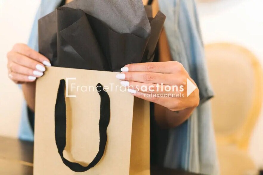 Local commercial dans Toulouse à louer - Photo de l’immeuble – Image 2 sur 4