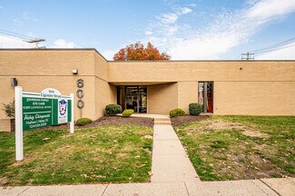 Plus de détails pour 600 Ligonier St, Latrobe, PA - Bureau à vendre