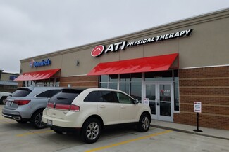 Plus de détails pour 1910 E College Ave, Normal, IL - Local commercial à louer
