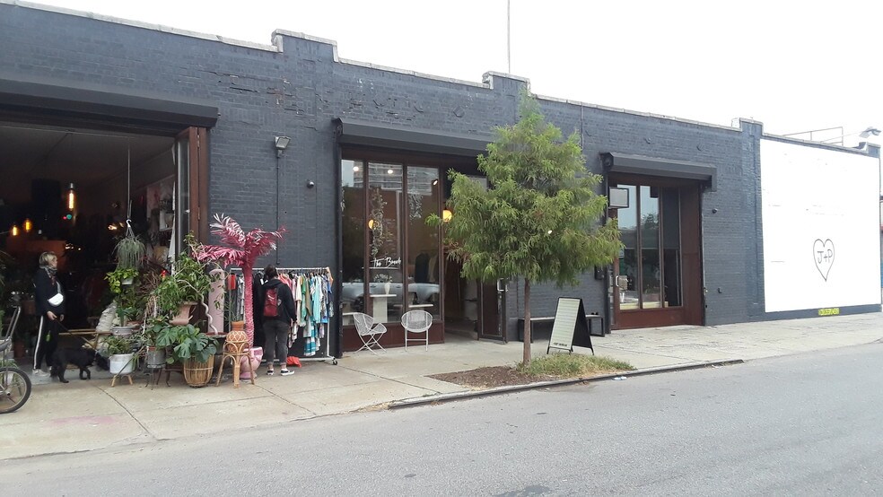 39 Norman Ave, Brooklyn, NY à louer - Photo de l’immeuble – Image 1 sur 14