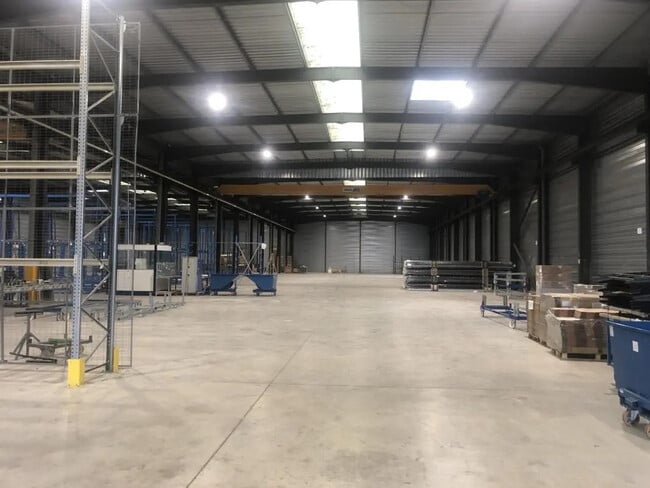 Plus de détails pour Industriel/Logistique à vendre