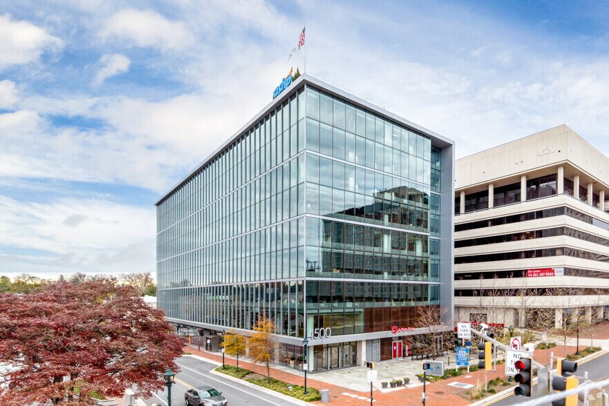 4500 East West Hwy, Bethesda, MD à louer - Photo de l’immeuble – Image 1 sur 3