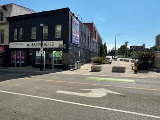 Plus de détails pour 53 Queen St S, Kitchener, ON - Local commercial à vendre