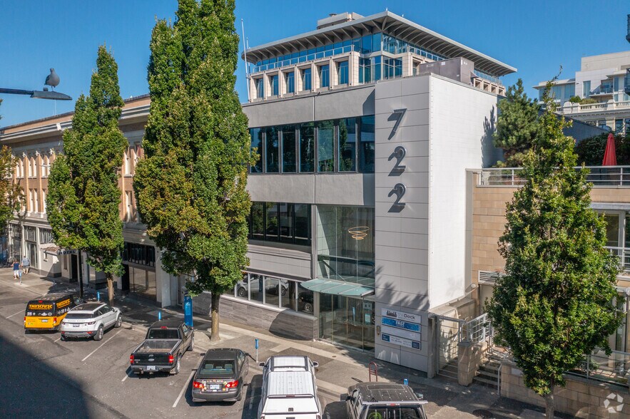 722 Cormorant St, Victoria, BC à louer - Photo principale – Image 1 sur 4