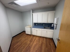 2805 E Zion Rd, Fayetteville, AR à louer Photo intérieure– Image 2 sur 8
