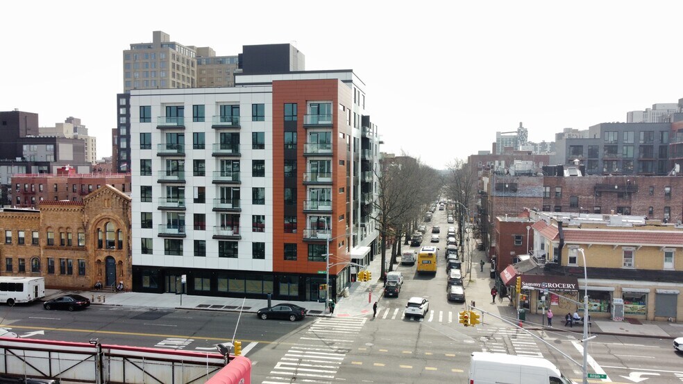 15002 Hillside Ave, Jamaica, NY à louer - Aérien – Image 2 sur 15
