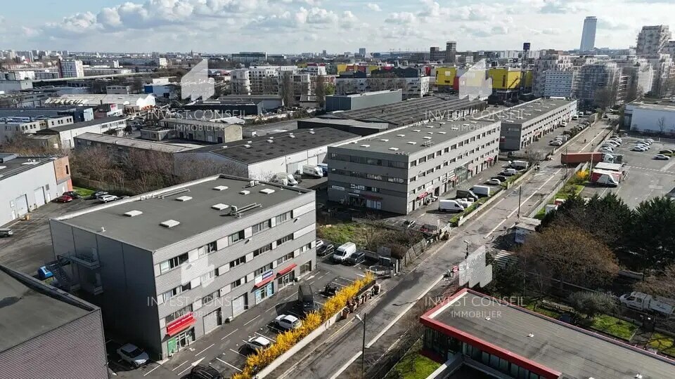 Local d’activités dans Villeneuve-la-Garenne à louer Photo de l’immeuble– Image 1 sur 6