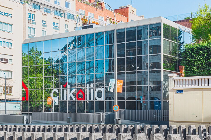 Calle de María de Molina, 7, Madrid, Madrid à louer - Photo de l’immeuble – Image 3 sur 4