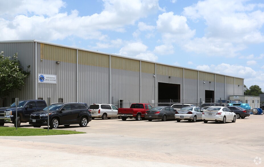 6623 Willowbrook Park Dr, Houston, TX à louer - Photo de l’immeuble – Image 3 sur 4