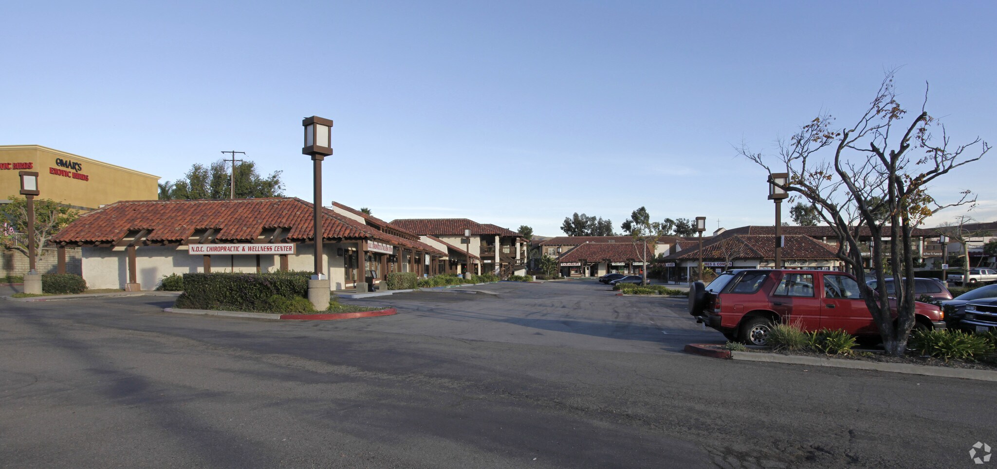 1001-1045 E Imperial Hwy, Brea, CA à louer Photo principale– Image 1 sur 15