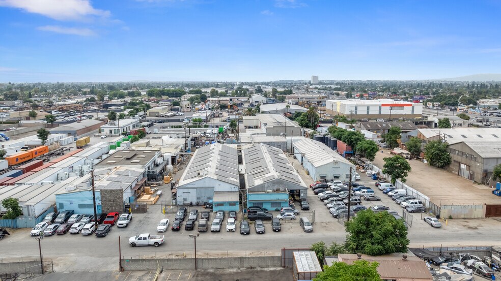 410-424 E Dixon st, Compton, CA à vendre - Aérien – Image 1 sur 8