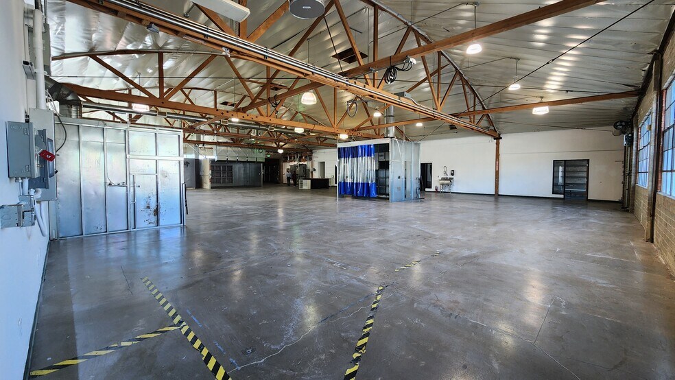 89-91 N San Gabriel Blvd, Pasadena, CA à louer - Photo intérieure – Image 3 sur 12