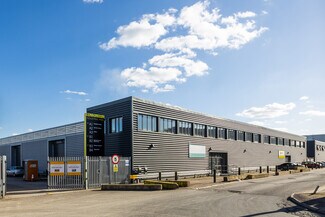 Plus de détails pour Nobel Rd, Londres - Industriel/Logistique à louer