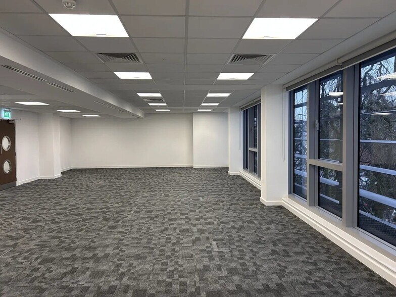 100 Hagley Rd, Birmingham à louer - Photo de l’immeuble – Image 3 sur 16