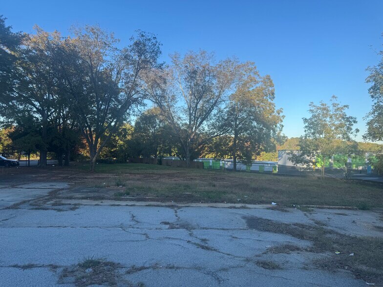 5356 N Henry Blvd, Stockbridge, GA à vendre - Photo de l’immeuble – Image 2 sur 5