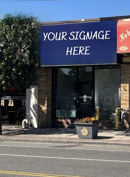 2804 Long Beach Rd, Oceanside, NY à louer - Photo de l’immeuble – Image 1 sur 4