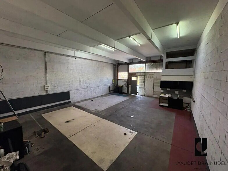 Local d'activités dans Roanne à vendre - Photo intérieure – Image 2 sur 7