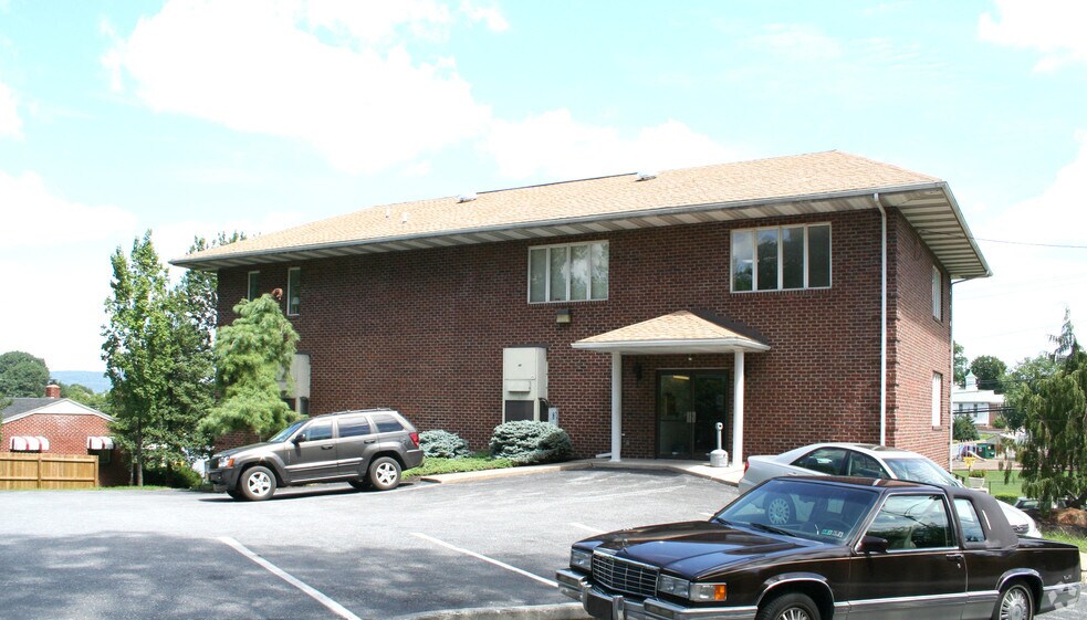 55 S Progress Ave, Harrisburg, PA à louer - Photo de l’immeuble – Image 2 sur 40