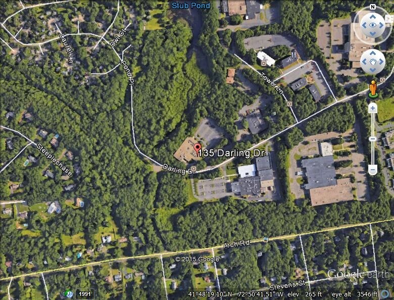 135 Darling Dr, Avon, CT à louer Aérien– Image 1 sur 2