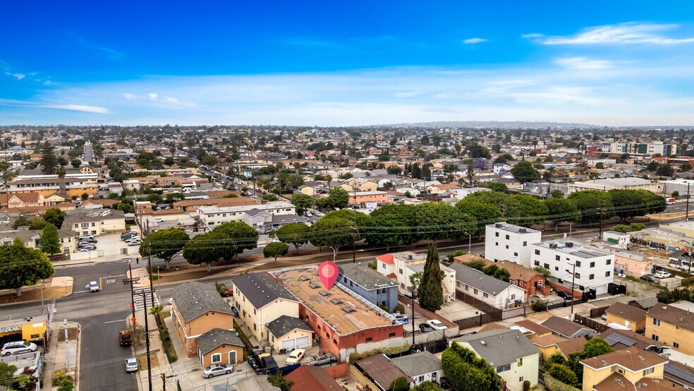 8938 S Vermont Ave, Los Angeles, CA à vendre - Photo de l’immeuble – Image 2 sur 7