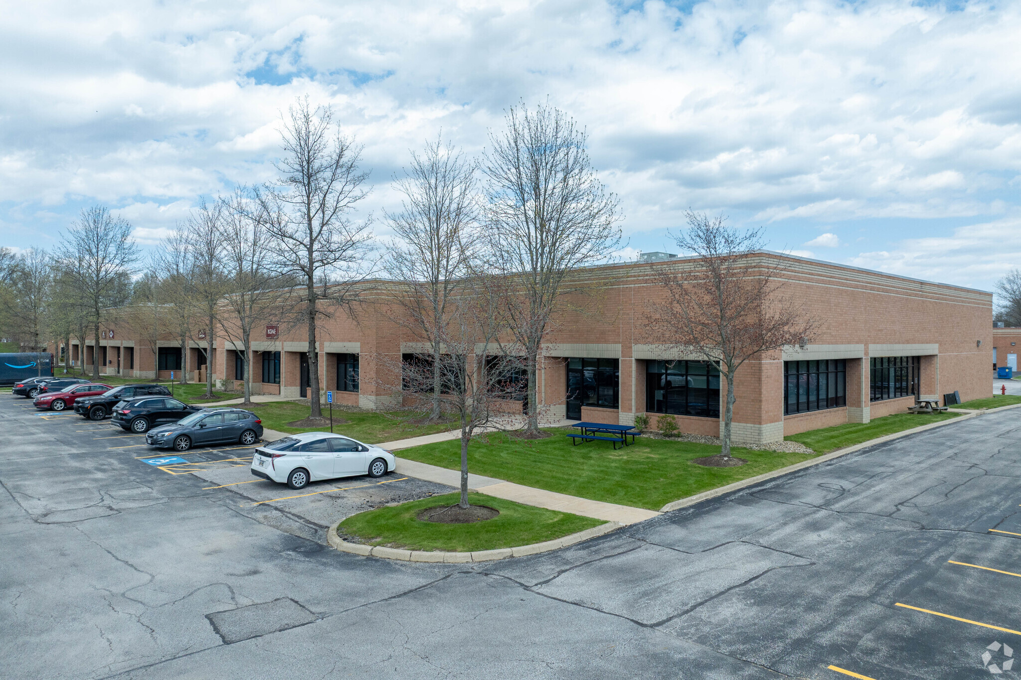 6650 W Snowville Rd, Brecksville, OH à louer Photo principale– Image 1 sur 5
