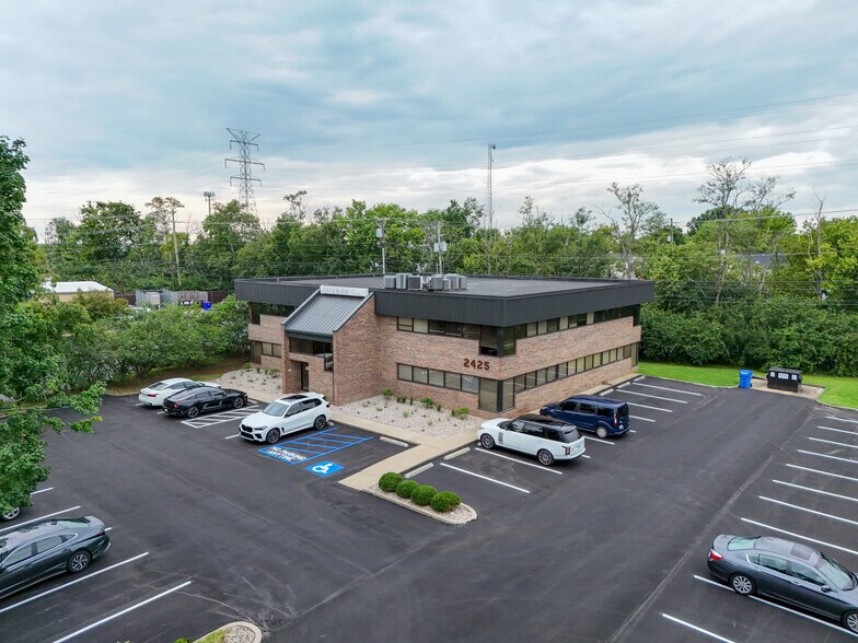 2425 Regency Rd, Lexington, KY à louer - Photo de l’immeuble – Image 2 sur 20