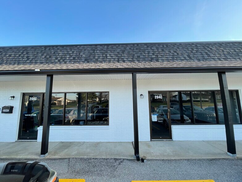 204 W Pitman St, O'Fallon, MO à louer - Photo principale – Image 1 sur 39