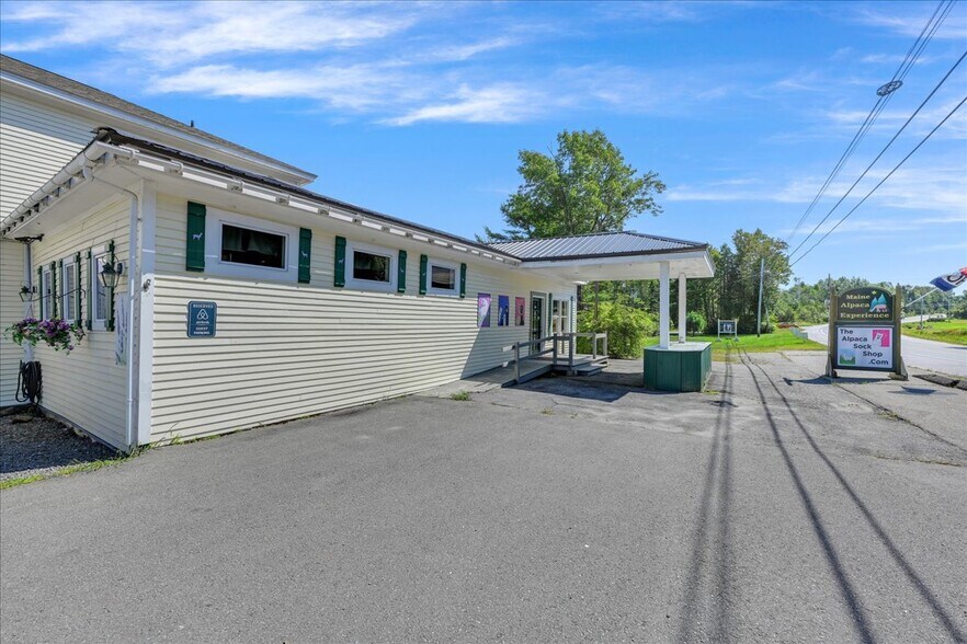 608 Atlantic Hwy, Northport, ME à vendre - Photo de l’immeuble – Image 2 sur 17