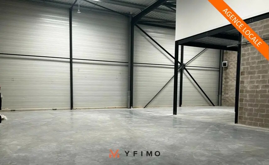 Local d’activités dans Buchelay à louer - Photo intérieure – Image 1 sur 10