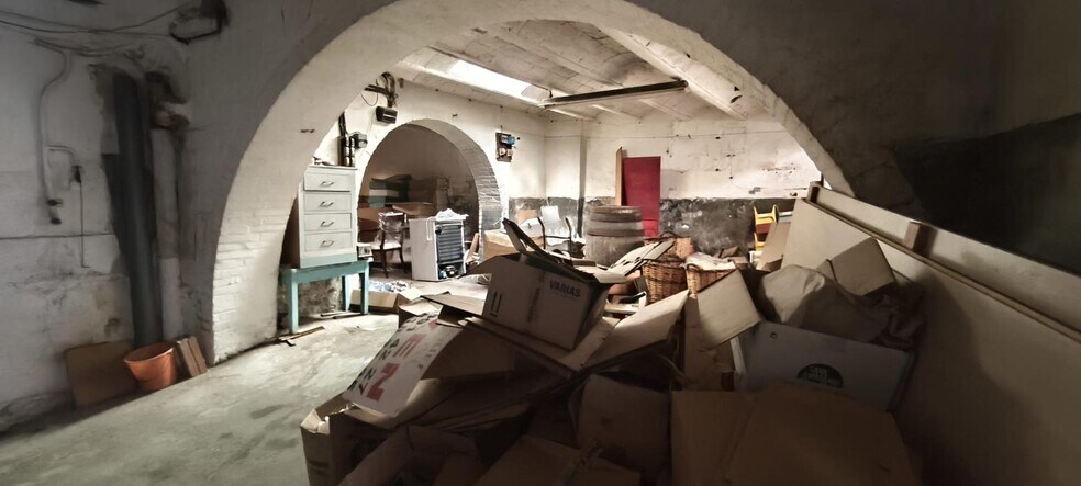 Immeuble residentiel dans Sant Sadurní d'Anoia, Barcelona à vendre - Photo intérieure – Image 2 sur 7
