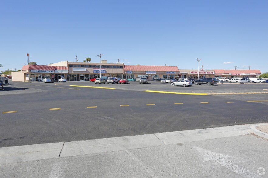 1000-1078 N Rancho Dr, Las Vegas, NV à louer - Photo de l’immeuble – Image 1 sur 4