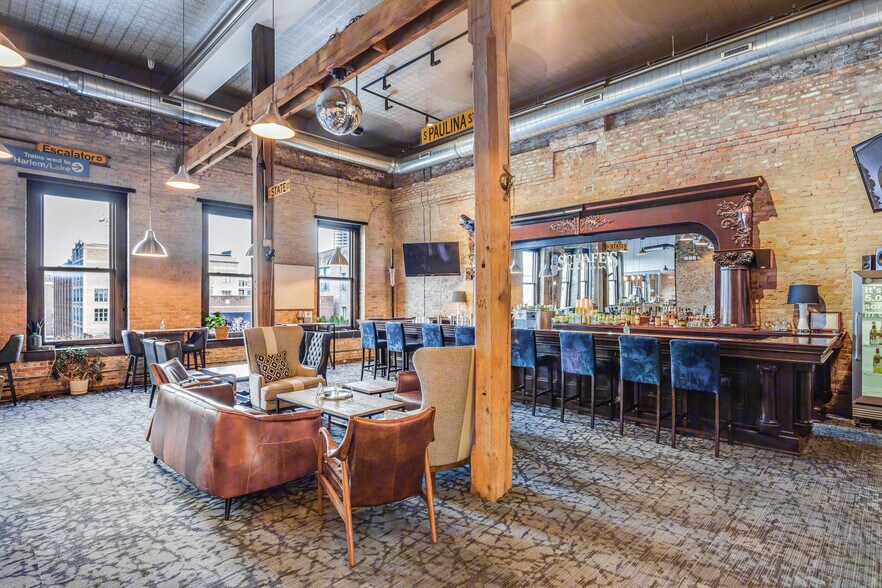 1027-1031 W Madison St, Chicago, IL à louer - Photo intérieure – Image 3 sur 12