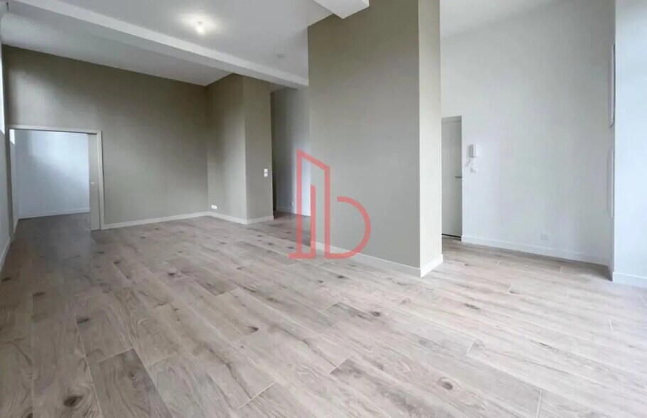 Bureau dans Bordeaux à louer - Photo intérieure – Image 3 sur 4