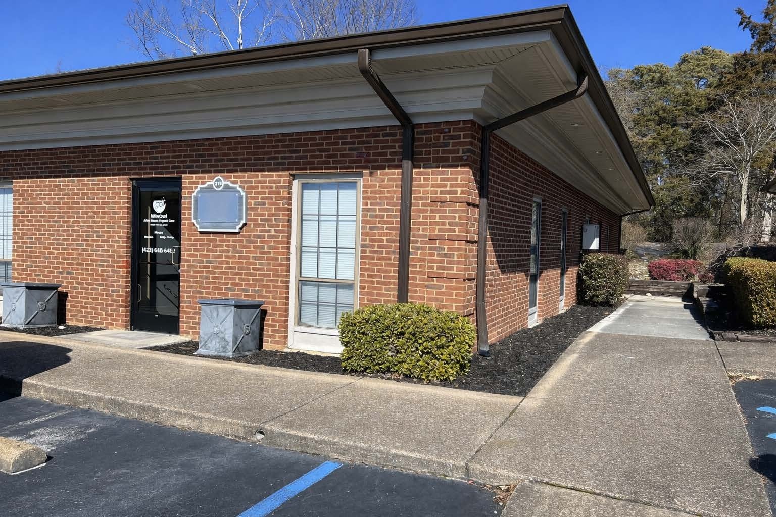 7405B Shallowford Rd, Chattanooga, TN à louer Photo de l’immeuble– Image 1 sur 21