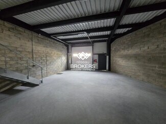 Plus de détails pour Industriel/Logistique à louer