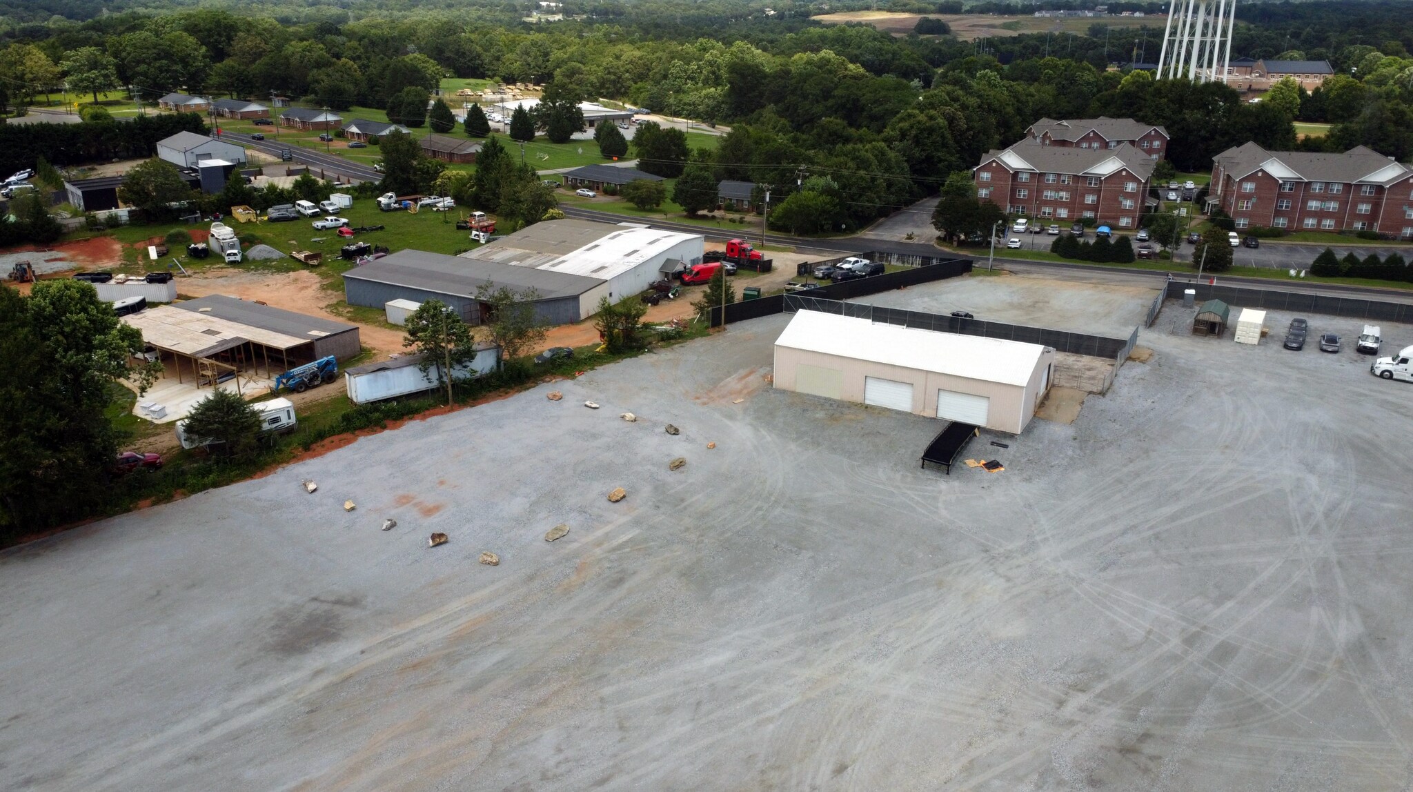 7915 Valley Falls Rd, Spartanburg, SC à louer Photo de l’immeuble– Image 1 sur 6