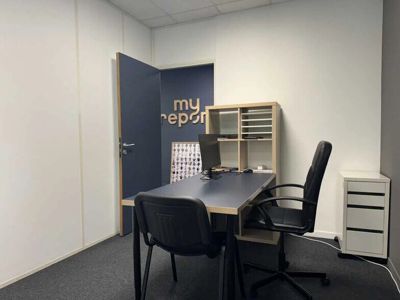Bureau dans Villeurbanne à vendre - Photo de l’immeuble – Image 2 sur 16