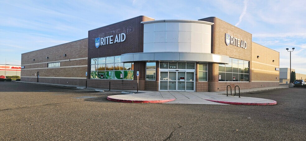 728 SW 4th Ave, Ontario, OR à vendre - Photo de l’immeuble – Image 1 sur 6