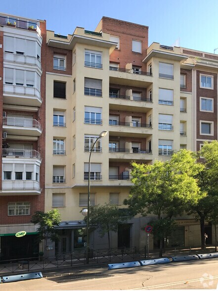 Calle de Diego de León, 39, Madrid, Madrid à louer - Photo de l’immeuble – Image 3 sur 4