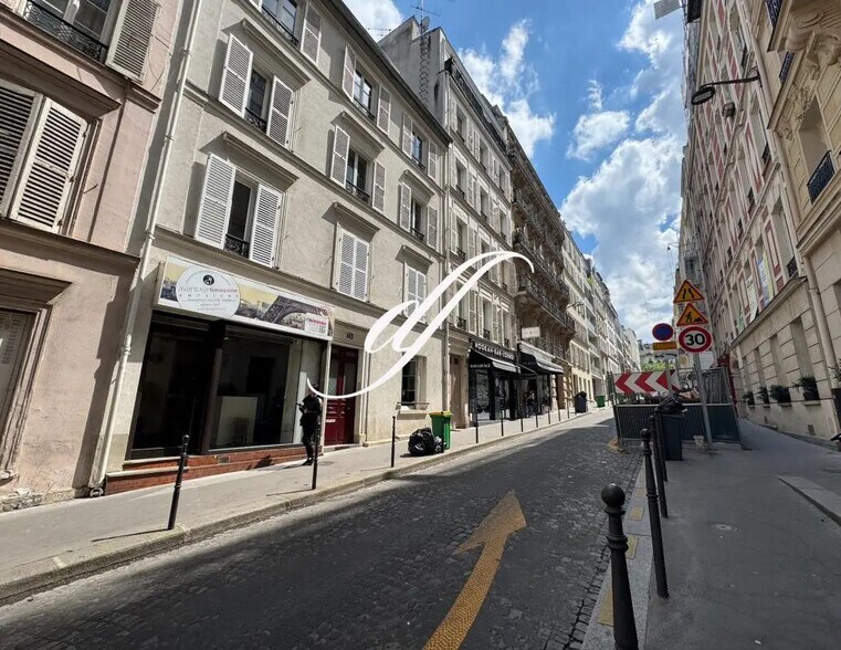 Local commercial dans Paris à louer - Photo de l’immeuble – Image 3 sur 8