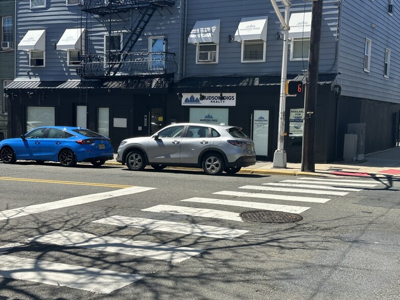 93-95 Central Ave, Jersey City, NJ à louer - Photo de l’immeuble – Image 1 sur 4