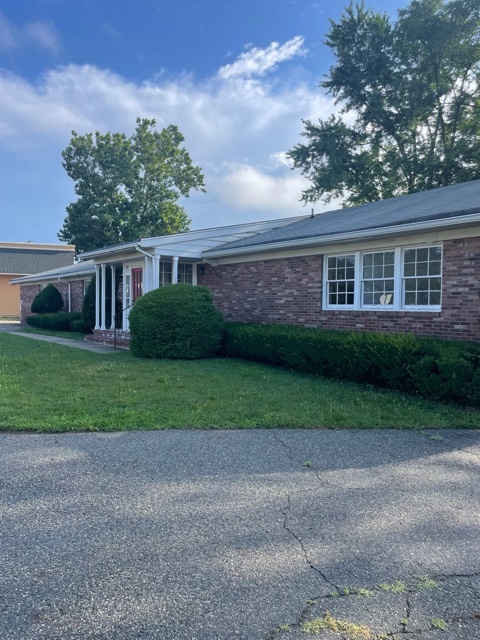 676 Amboy Ave, Woodbridge, NJ à louer Photo de l’immeuble– Image 1 sur 5