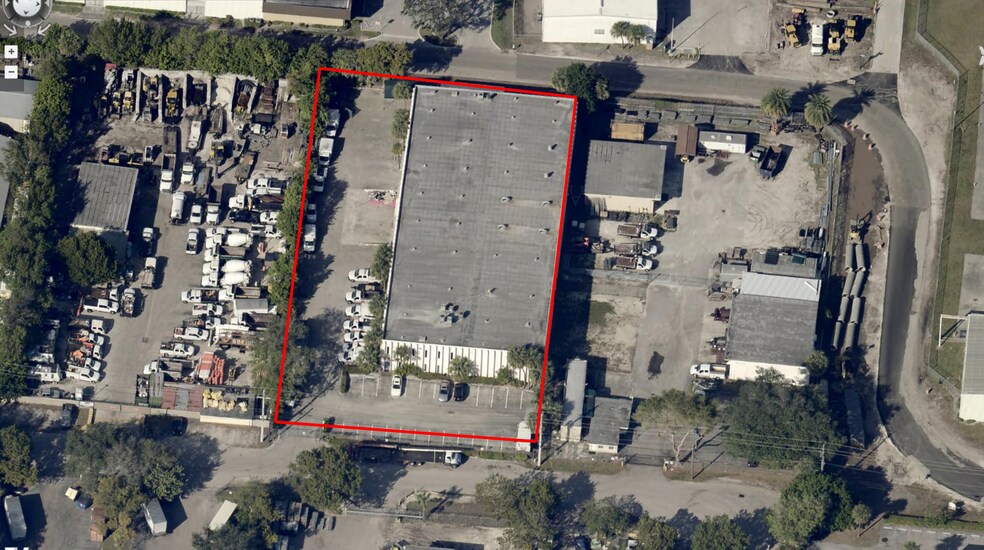 2601 NW 55th Ct, Fort Lauderdale, FL à louer - Photo de l’immeuble – Image 2 sur 6
