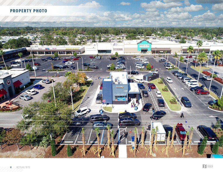 2250 Bay dr, Largo, FL à vendre - Photo de l’immeuble – Image 3 sur 10