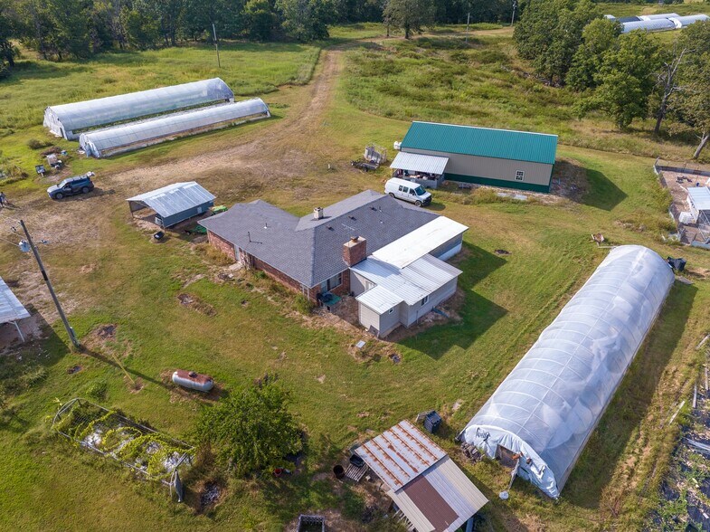 64677 S 4710 Rd, Watts, OK à vendre - Photo de l’immeuble – Image 3 sur 25
