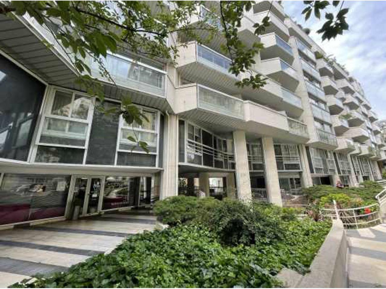 17 Rue De Chaillot, Paris à louer Photo de l’immeuble– Image 1 sur 11
