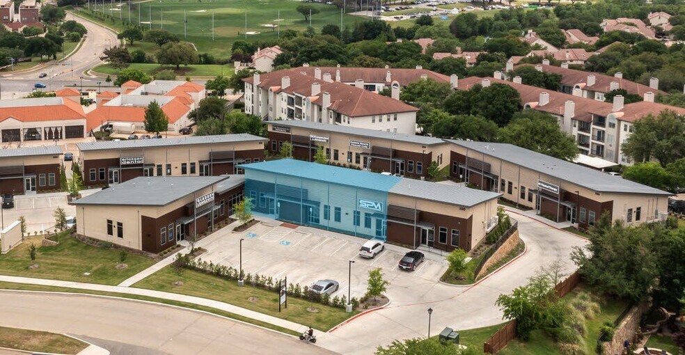 200 O'Connor Ridge Blvd, Irving, TX à louer - Photo de l’immeuble – Image 3 sur 6