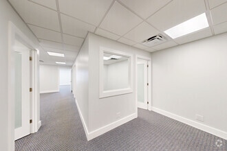 2501 E Commercial Blvd, Fort Lauderdale, FL à louer Numérisation 3D Matterport– Image 1 sur 5